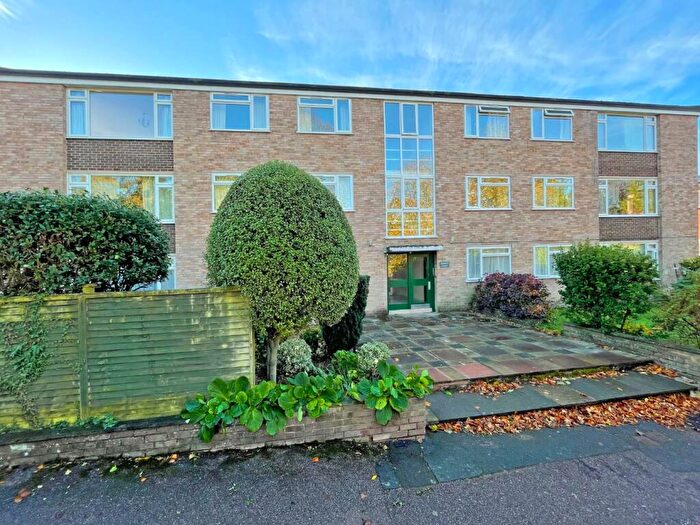 2 Bedroom Apartment To Rent In St Leonards, EX1