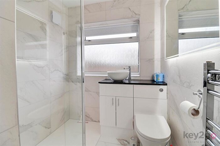 2 Bedroom Semi Detached House For Sale In Alport Road, Sheffield, S12