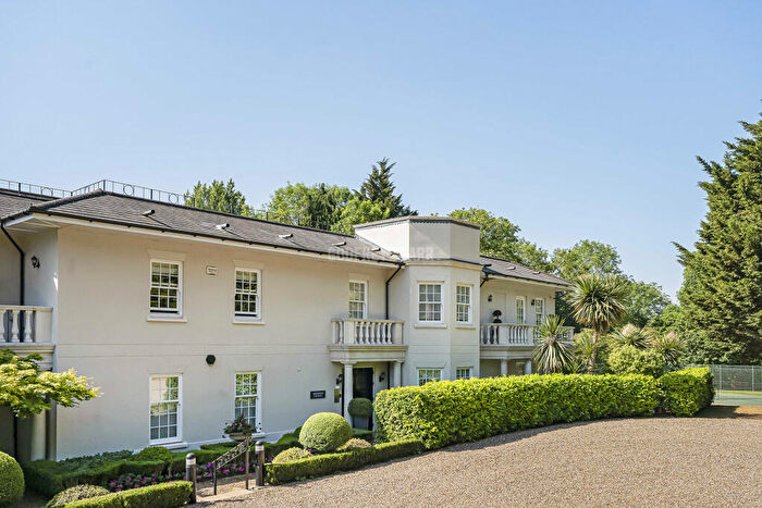 3 Bedroom Apartment For Sale In Portman Hall, Old Redding, Harrow Weald, HA3