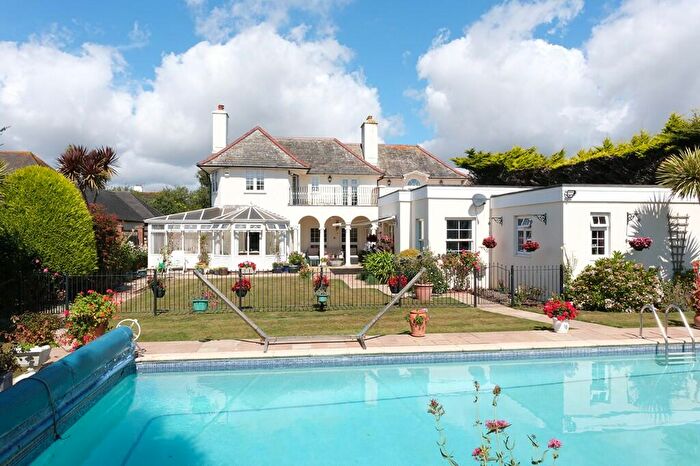 7 Bedroom Detached House For Sale In The Byeway, Aldwick Bay Estate, Aldwick, Bognor Regis, West Sussex, PO21