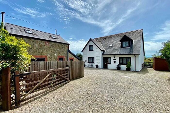 5 Bedroom Detached House For Sale In Maesymeillion, Llandysul, SA44