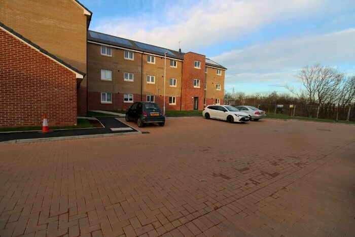 2 Bedroom Flat To Rent In Thornbank Crescent, Falkirk FK2