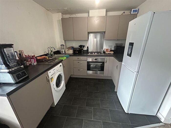 2 Bedroom End Of Terrace House To Rent In Egerton Close, Belvedere, DA17