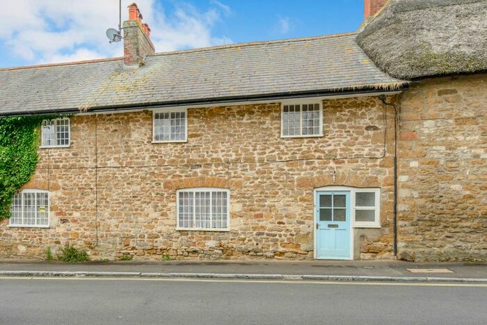3 Bedroom Cottage For Sale In Market Street, Abbotsbury, Dorset, DT3