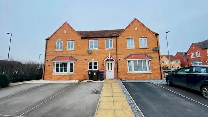 2 Bedroom Semi-Detached House To Rent In Clarke Ave, Dinnington, S25