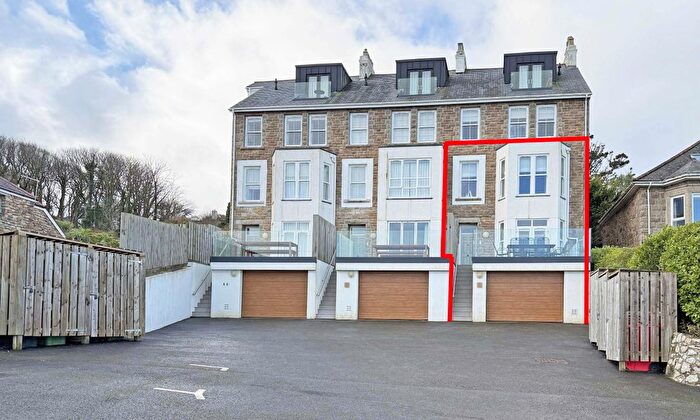4 Bedroom Maisonette For Sale In St Ives, Cornwall, TR26