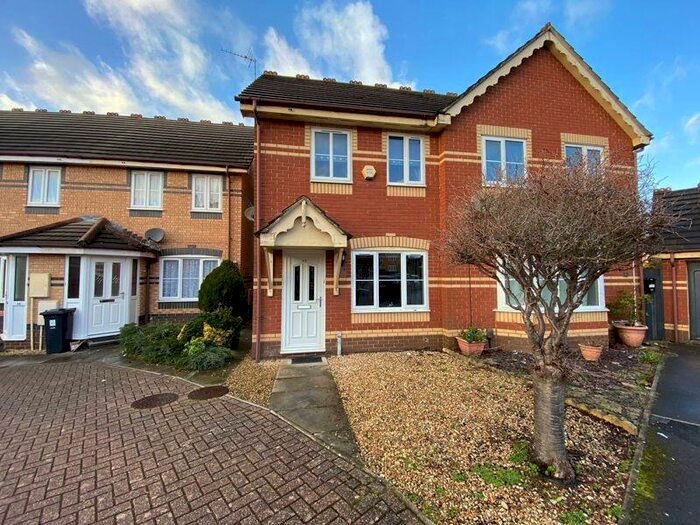 2 Bedroom Semi-Detached House To Rent In Rosemary Close, Bristol, BS32
