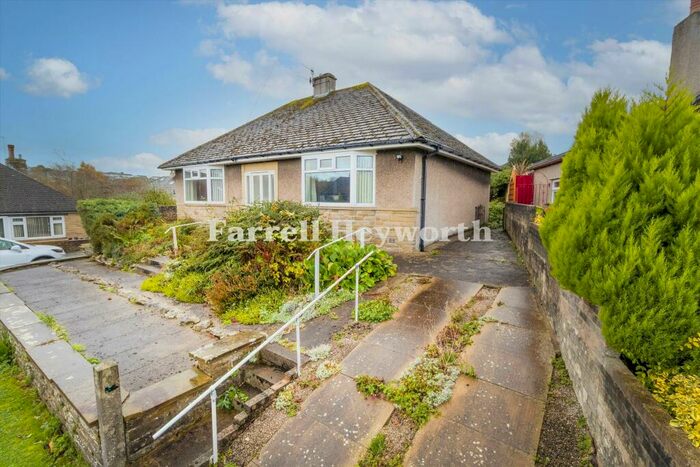 2 Bedroom Bungalow For Sale In Yealand Drive, Lancaster, LA1