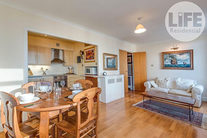 1 Bedroom Flat To Rent In North Block, Chicheley Street, London, SE1