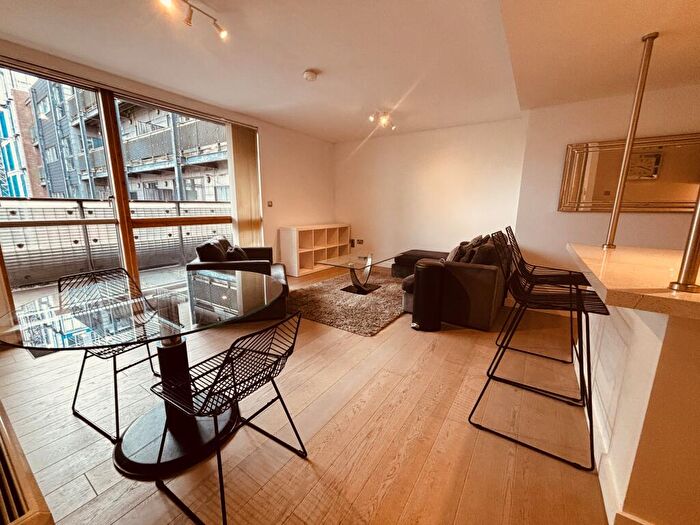 2 Bedroom Flat To Rent In Beaumont Building, Mirabel Street, M3