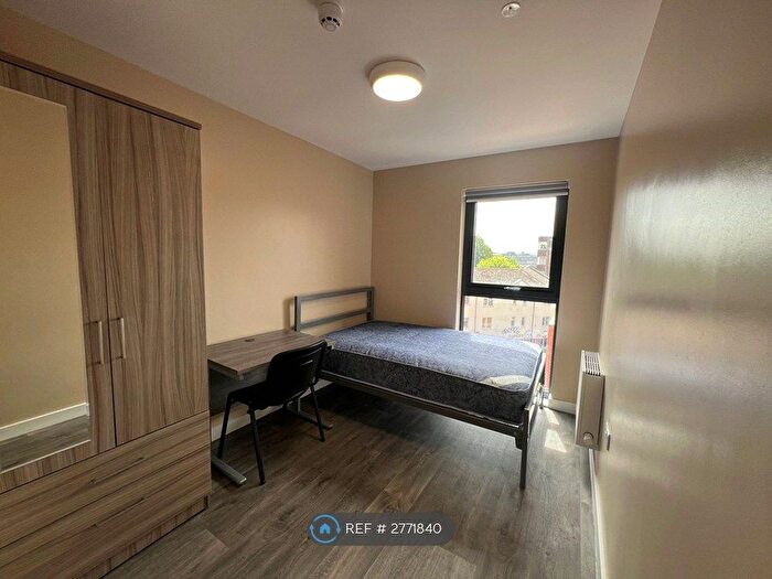 6 Bedroom Flat To Rent In Hepburn Court A, Bristol, BS2