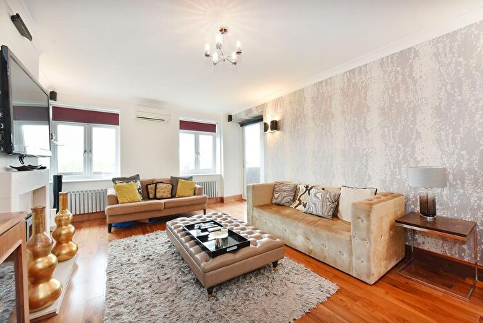 2 Bedroom Flat To Rent In Barrie House, Lancaster Gate, W2