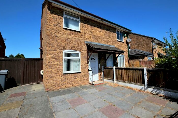 2 Bedroom Semi-Detached House To Rent In East Damwood Road Speke Liverpool, L24