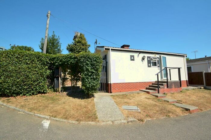 1 Bedroom Mobile Home For Sale In Church Road, Gosfield, CO9