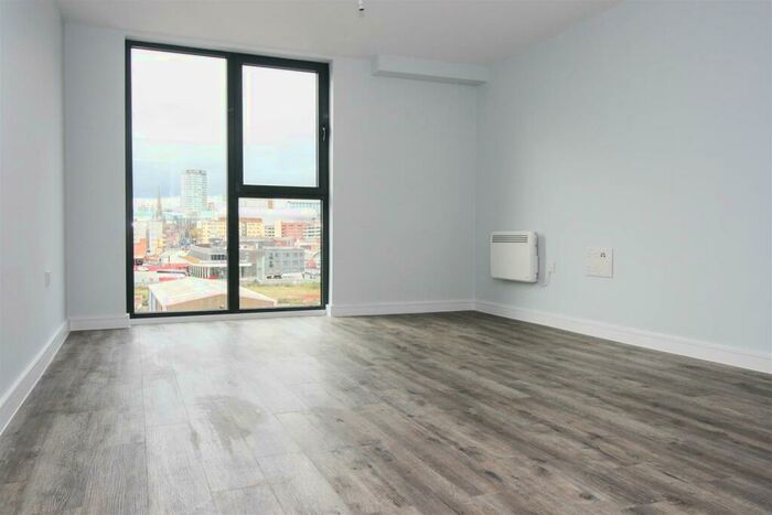 1 Bedroom Apartment To Rent In The Forge, Bradford Street, B12