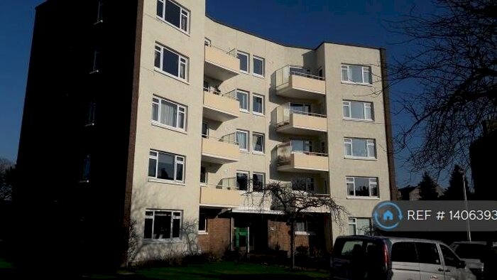 2 Bedroom Flat To Rent In Falcon Court, Edinburgh, EH10