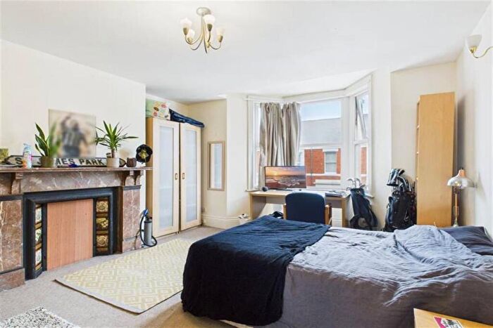 6 Bedroom Maisonette To Rent In Bayswater Road, Jesmond, Newcastle Upon Tyne, NE2