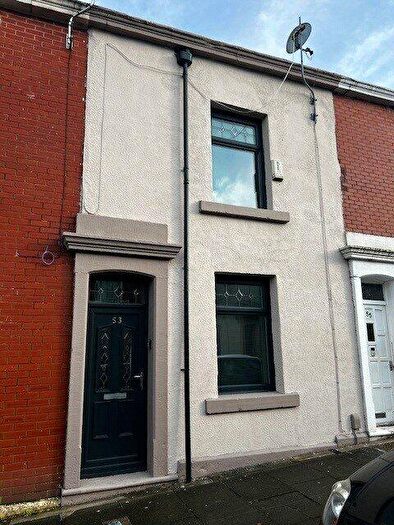 3 Bedroom Terraced House To Rent In Kirby Road, Blackburn, Lancashire, BB2