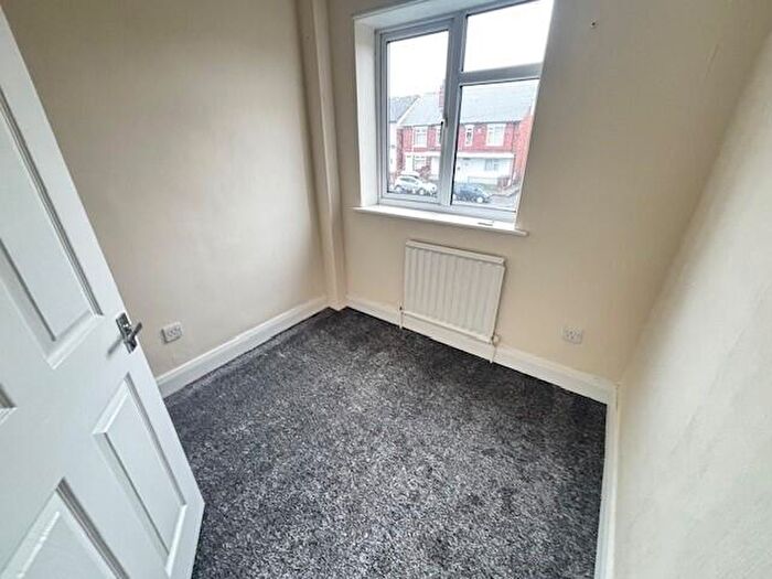 5 Bedroom Semi-Detached House To Rent In Victoria Road, Kirkby In Ashfield, NG17