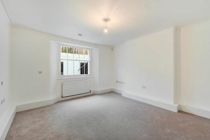 Studio To Rent In Foulis Terrace, London, SW7