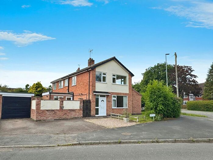 3 Bedroom Semi-Detached House For Sale In Halstead Road, Mountsorrel, LE12