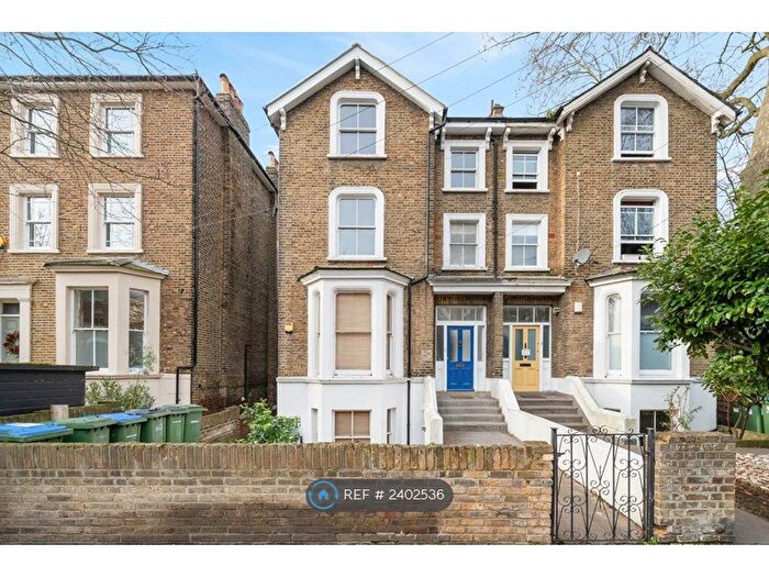 3 Bedroom Flat To Rent In Langdale Road, London, SE10