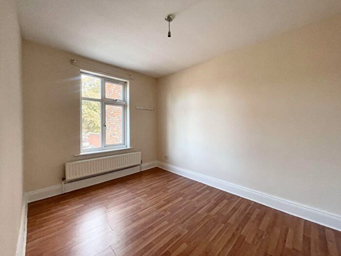 4 Bedroom Terraced House To Rent In Gipsy Road, Leicester, LE4