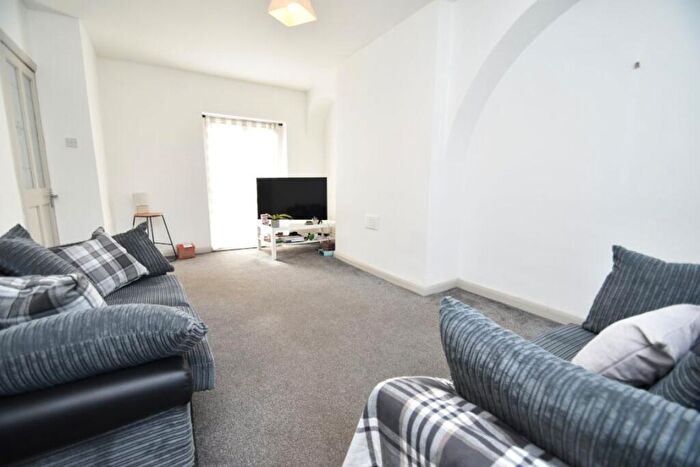 4 Bedroom House To Rent In Kepier Crescent, Durham, DH1