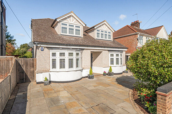 4 Bedroom Detached House For Sale In St. Margarets Avenue, Sidcup, DA15