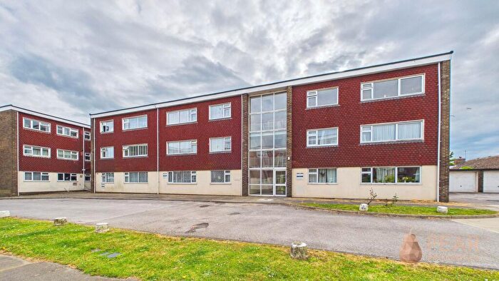 2 Bedroom Flat To Rent In Sompting Road, Lancing, BN15
