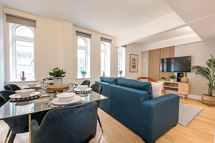 2 Bedroom Flat For Sale In Sir Thomas Street, Liverpool, L1