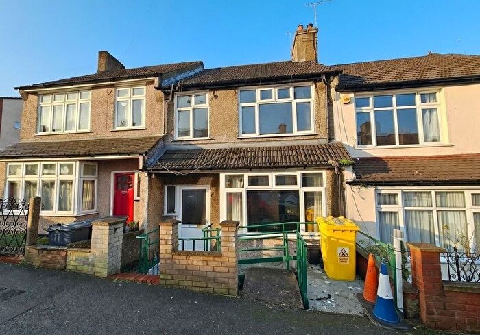3 Bedroom Terraced House For Sale In Parry Road, South Norwood, London, SE25