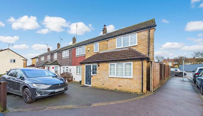 4 Bedroom End Terrace House For Sale In Cherry Tree Lane, Potters Bar, EN6