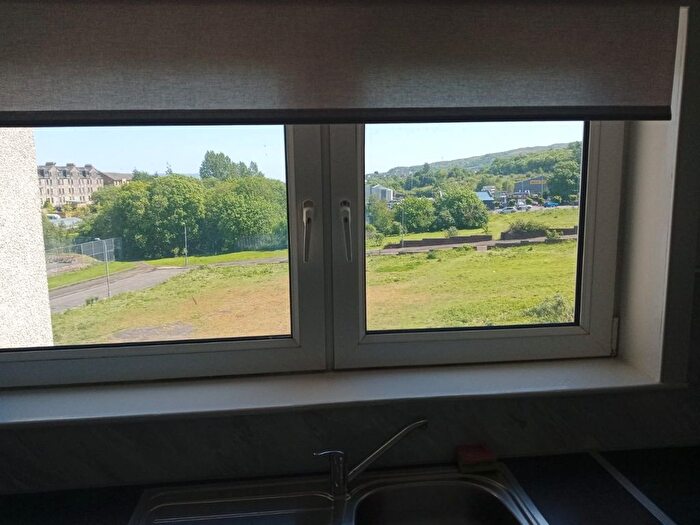 1 Bedroom Flat To Rent In Nile Street, Central, Greenock, PA15