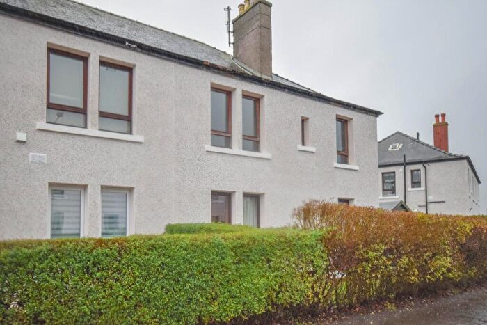 2 Bedroom Flat For Sale In Lilybank Crescent, Forfar, Angus, DD8