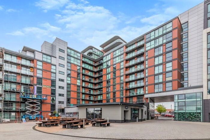 1 Bedroom Flat To Rent In Plaza Quarter, Fitzwilliam Street, Barnsley, South Yorkshire, S70