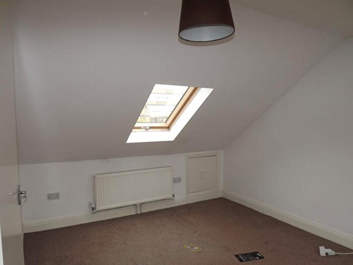 2 Bedroom Block Of Apartments For Sale In Weston Road, Southend-on-Sea, Essex, SS1