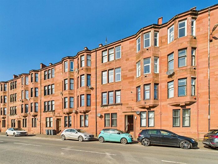 2 Bedroom Flat For Sale In Paisley Road, Renfrew, PA4