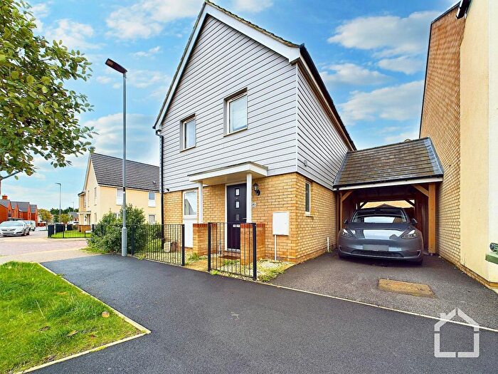 4 Bedroom Link Detached House To Rent In Heren Lane, Whitehouse, MK8