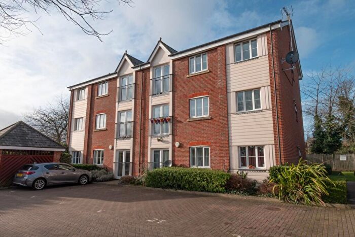 2 Bedroom Flat For Sale In Dextor Close, Canterbury, Kent, CT2