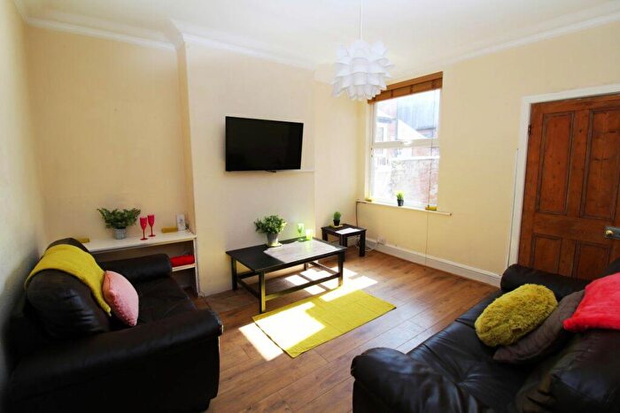 5 Bedroom House Of Multiple Occupation To Rent In Frederick Street, Loughborough - Incl Bills Option, LE11