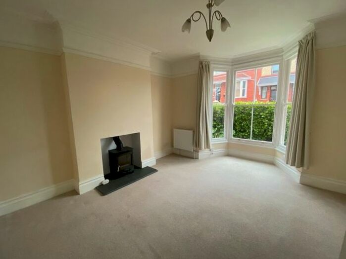 3 Bedroom Terraced House To Rent In Oakland Road, Mumbles, SA3