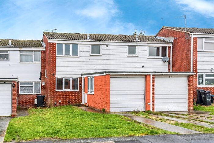 2 Bedroom Terraced House For Sale In Tulip Tree Close, Swindon, SN2