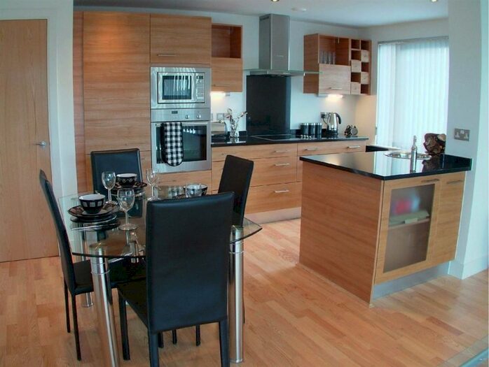 2 Bedroom Flat To Rent In McClintock House, Leeds Dock, LS10