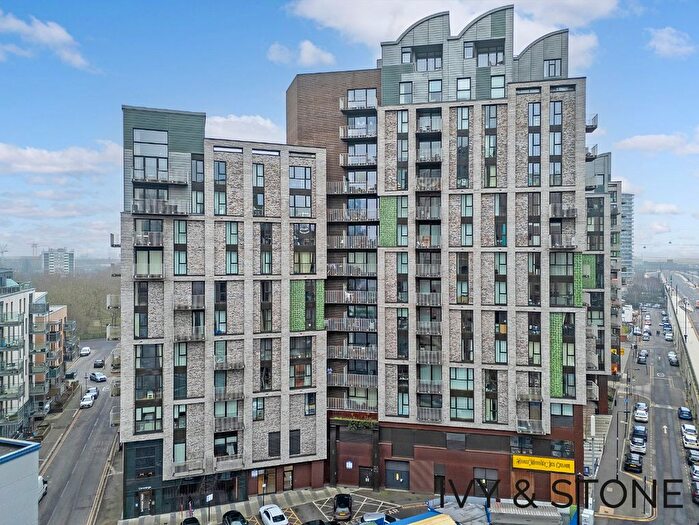 1 Bedroom Flat To Rent In Emily Street, London, Greater London, E16