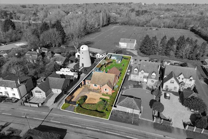 4 Bedroom Detached Bungalow For Sale In Hemingford Grey, Huntingdon, Cambridgeshire, PE28