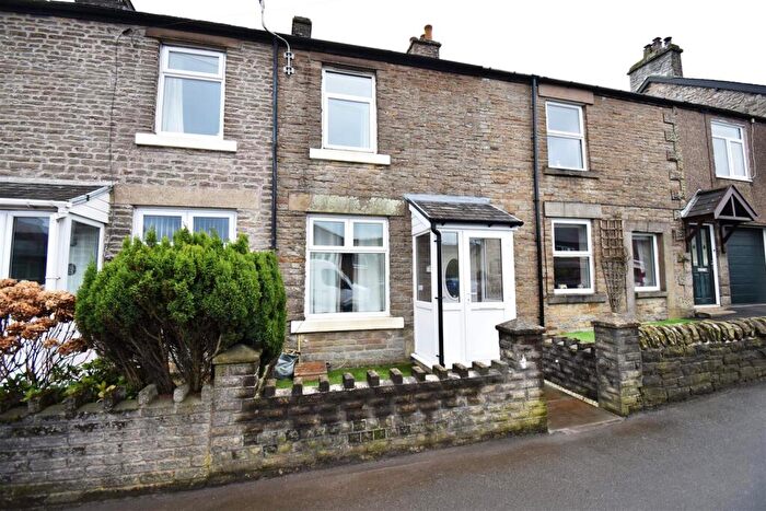 3 Bedroom Terraced House To Rent In Leek Road, Buxton, SK17
