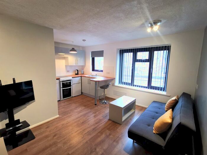 Studio To Rent In Matthew Court, Hagley Road, Edgbaston, B17