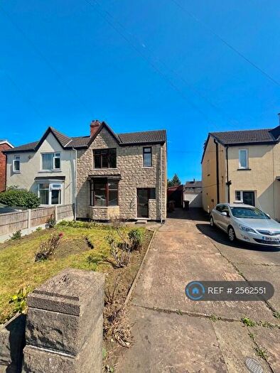 3 Bedroom Semi-Detached House To Rent In Ashby Road, Scunthorpe, DN16