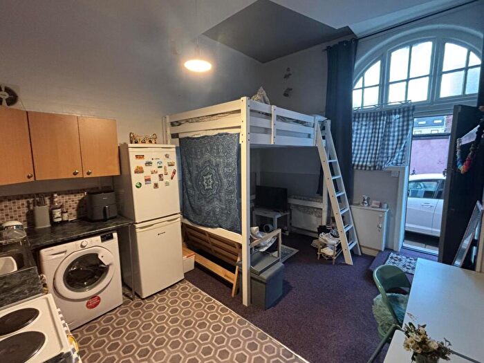 1 Bedroom Flat To Rent In Lawrence Road, Liverpool, L15